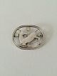 Georg Jensen 
Sterling Sølv 
Broche med 
Hjort No 256. 
Måler 4,5 cm x 
3,5 cm. Vejer  
15 g / 0.55 ...