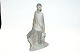 Stor Spansk Nao 
Figur, Pige  på 
sten
Højde 25,5 cm.
Flot og 
Velholdt stand, 
fejl fri.