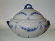 Bing & Grondahl 
Empire, Lidded 
Bowl (Small 
tureen)
Produced 
1915-1947
Decoration 
number 5 ...