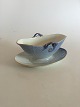 Bing and 
Grøndahl 
Seagull with 
gold Gravy Boat 
with Under 
Plate No. 8. 
Measures 24 cm 
/ 9 29/64 ...