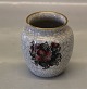 35 DJ Small 
grey vase with 
flowers and 
gold 8 x 7 cm 
Craquelé, 
Craquele, 
Krakelé eller 
Krakkele ...