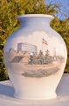 Vase decorated 
Danfoss. Royal 
Copenhagen 
porcelain. RC. 
Vase no. 5079. 
Height 22.5 cm. 
1. ...