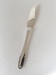 Georg Jensen 
Sterling Silver 
Beaded Fish 
Knife No 062. 
Measures 20.5 
cm / 8 5/64". 
Design Georg 
...