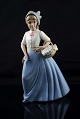 Spansk figur i 
porcelæn med 
motiv af kvinde 
med kurv
Design af 
Miquel Requena
Porcelæn, ...