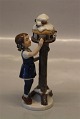 Royal 
Copenhagen 0757 
RC Annual 
Figurine 2001, 
Girl with bird 
table 16 cm 
(1248757) Sven 
...