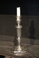1800 tals 
lysestage i 
fattigmandssølv
Højde:25,5cm.