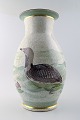 Royal 
Copenhagen stor 
unika vase 
dekoreret med 
lom,
håndmalet.
Signeret "TN 
43". Måler 36,5 
x ...