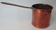 Antikt dansk 
kobber kar med 
hank, 19. årh. 
H: 9,5 cm. 
Dia.: 9,5 cm. 
Længde hank: 13 
cm. 
