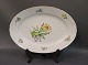B&G porcelain 
saxon flower 
dish made 
between 1915 
and 1947. 
L: 39 cm and 
W: 27 cm.