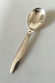 Georg Jensen 
Sterling Sølv 
Kaktus Kompot 
Ske No 161. 
Måler 16,8 cm. 
Design Gundorph 
Albertus 1930
