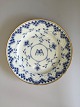 Bing & Grondahl 
Dickens 
Butterfly with 
Gold Decoration 
Dinner Plate No 
25. Measures 
24,5cm (10 ...