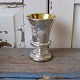 Smukt 
bæger/vase i 
fattigmands 
sølv.
Højde 12,5cm.