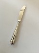 Cohr 
Dobbeltriflet 
Silver Luncheon 
Knife.
Measures 18.5 
cm (7.28")