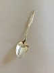 Palace Silver 
Dinner Spoon S. 
Chr. Fogh
Measures 19,5 
cm (7 43/64")