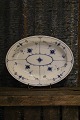 Old oval Blue 
Fluted plain 
dish from Royal 
Copenhagen 
before the 
1923rd 
Dimensions: 
34x26cm.