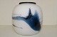 Holmegaard 
kunstglas, 
Atlantis vase.
Designet af 
Michael Bang i 
1981.
Højde 16,5 ...