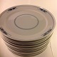 Gemina.
Designer  
Gertrud 
Vasegaard.
flad tallerken 
nr. 41 /14614 
Diameter 19,8 
cm. 
Første ...