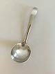Georg Jensen 
Stainless 
'Plata' Sauce 
Spoon. Measures 
19 cm / 7 31/64 
in.