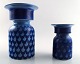 Margareta 
Hennix (født 
1941) for 
Gustavsberg.
2 moderne 
keramikvaser, 
håndmalet.
I perfekt ...