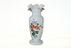 1800 tals 
Opaline vase, 
Malet med 
blomster
Højde 21,5 cm.
Perfekt stand.