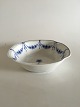 Bing og 
Grøndahl Empire 
Kartoffelskål 
No. 43. Måler 
25 cm x 7 cm / 
(9 27/32 in. x 
2 3/4 in.)

