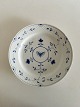 Bing & Grondahl 
Butterfly Round 
Serving Tray 
No. 376. 
Measures 32 cm 
/ 12 19/32 in.