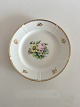 Bing & Grondahl 
Herregaard 
Dinner Plate No 
25. 24 cm (9 
29/64")