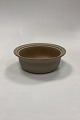 Royal Copenhagen Ildpot Gryde No. 22675. Designet af Grethe Meyer. Måler 18 cm x 6,6 cm / 7,08 ...
