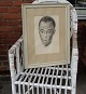 Smuk blytegning 
af afrikansk 
dreng.
Signeret med 
årstal 1965.
Indrammet i 
hvidmalet ...