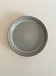 Bing & 
Grondahl/Kronjyden 
Stoneware Grey 
Cordial Cake 
Plate No 306. 
Measures 16.5 
cm / 6 1/2 in.