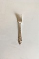 Georg Jensen 
Fuchsia Lunch 
Fork No 22. 
Measures 17cm / 
6 3/4 in.