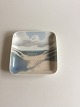 Bing & Grøndahl 
Dish 455 Serie 
Vestkysten No 
554
Måler 12,5cm x 
12,5cm