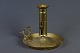 Kammerstage i 
messing, h: 12 
cm