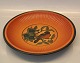 107 IV Ipsen 
fad med fugl 
27.5 cm Keramik 
fra P. Ipsens 
Enke Kgl. Hof. 
Terracottafabrik 
1843-1955
