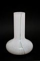 Kosta Boda, 
Rainbow 
kunstglas vase 
af Bertil 
Vallien. 
Signeret Kosta 
Boda B Vallien. 
Dek.nr. ...