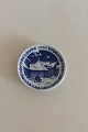 Royal 
Copenhagen 
Juleplaquette 
1990
Måler 8cm / 3 
1/7"