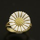 Bernhard Hertz. 
Marguerit / 
Daisy Ring i 
forgyldt 
Sterling Sølv 
med hvid 
emalje. 18mm
Stemplet ...