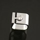 Georg Jensen 
Solitaire Ring 
i 18 kt 
hvidguld med 
0,80 ct 
diamant.
Stemplet med 
efter-1945 
Georg ...