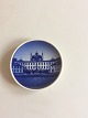 Royal 
Copenhagen 2010 
Plaquette No 30 
Fredensborg 
Slot
Måler 8cm / 3 
1/7"