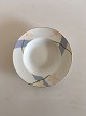 Bing & Grøndahl 
Blue Orchid 
Deep Plate No 
323. 21.5 cm (8 
15/32")