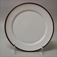 10 stk på lager
14922 
Sidetallerken 
19 cm Kgl.  
Brun Domino fra 
 Royal 
Copenhagen 
Design Anne ...