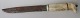 Norsk kniv - L&aelig;rdal - med skaft af knogle, 20. &aring;rh. L.: 27,5 cm. P&aring; ...