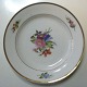 Side dishes, 
Bing & 
Grøndahl, about 
1880, decorated 
with flowers 
and golden 
edges. Stamped 
: B & ...