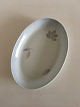 Bing & Grondahl 
Falling Leaves 
No 18. Measures 
25 cm / 9 27/32 
in.