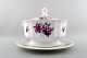 Royal 
Copenhagen stor 
Purpur 
suppeterrin med 
underfad. 
Måler 32 x 22 
cm. Underfad 
måler 35 ...