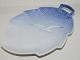 Bing & 
Grondahl, 
Seagull without 
gold edge, 
large tray.
The factory 
mark shows, 
that this was 
...