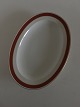 Bing & Grondahl 
Egmont Oval 
Serving Dish No 
15. Wine Red 
with Gold. 41.5 
cm L. In nice 
whole ...
