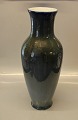 Kgl. Vase 
Olivengrøn 
løbe- og 
krystalglasur 
ca 42 cm 
Valdemar 
Engelhart VE  
fra  Royal ...