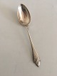 Georg Jensen 
Akkeleje 
Sterling Sølv 
Dessertske No 
021 Måler 17 cm