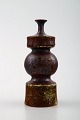 Stig Lindberg (1916-1982), Gustavsberg Studio hand, keramik miniature vase.